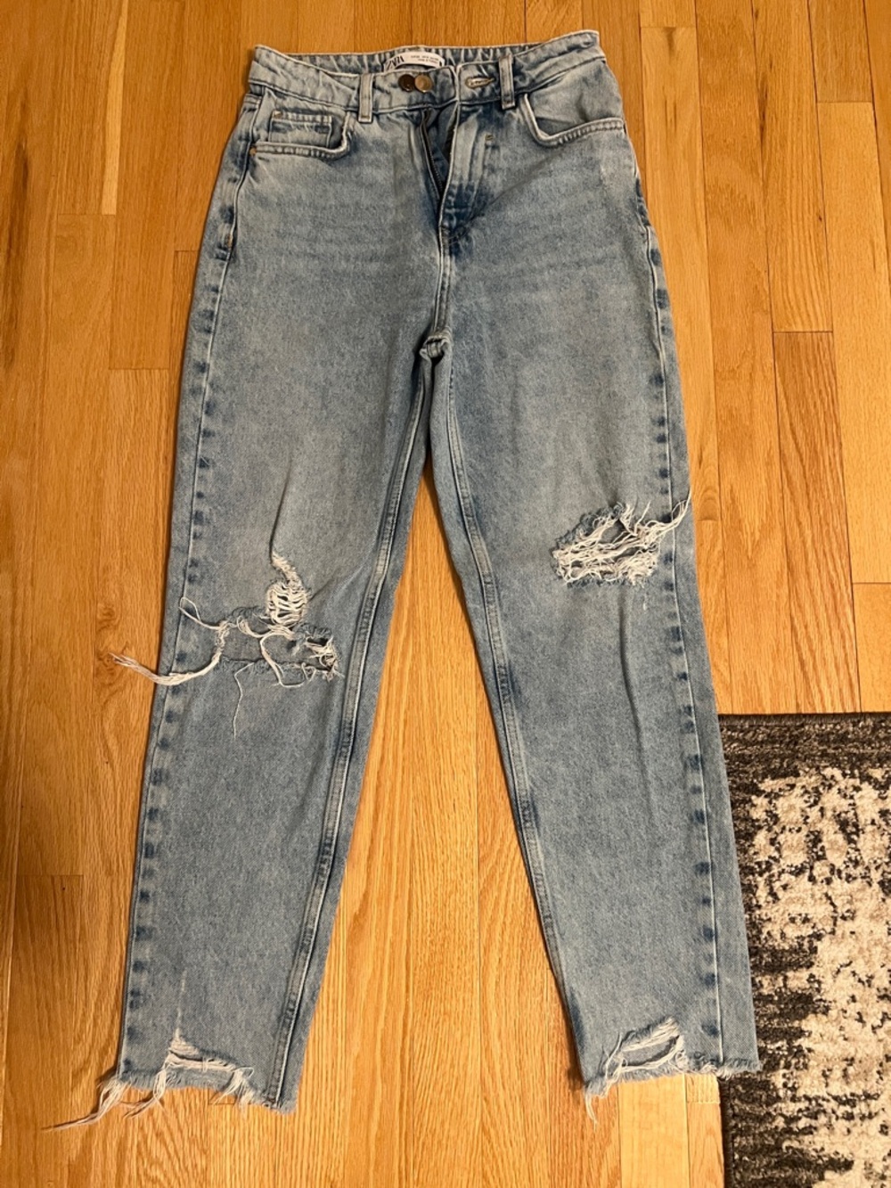 Zara Distressed Jeans